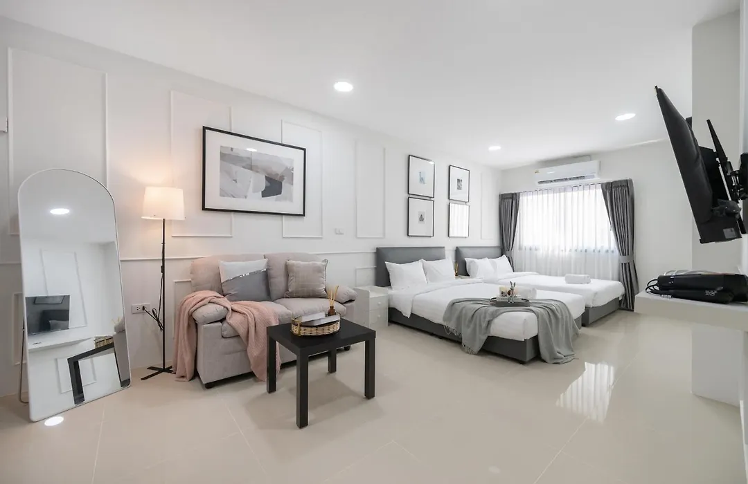 Arun Sa Wad - Chinatown House-1